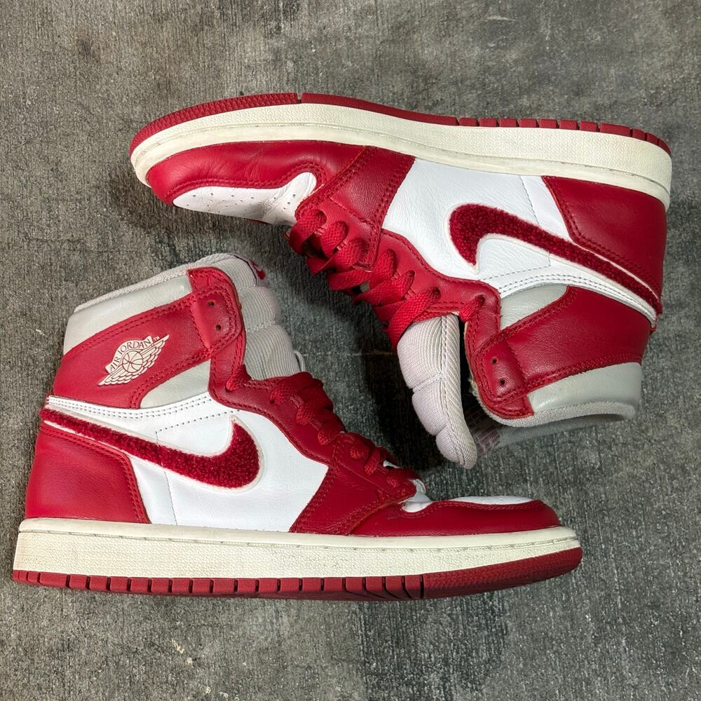 Nike Air Jordan 1 Retro High OG Shoes‎ Newstalgia Chenille, Size 5.5 / 7W